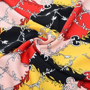 Gucci Krepa Kolorowe Wzory temporary off